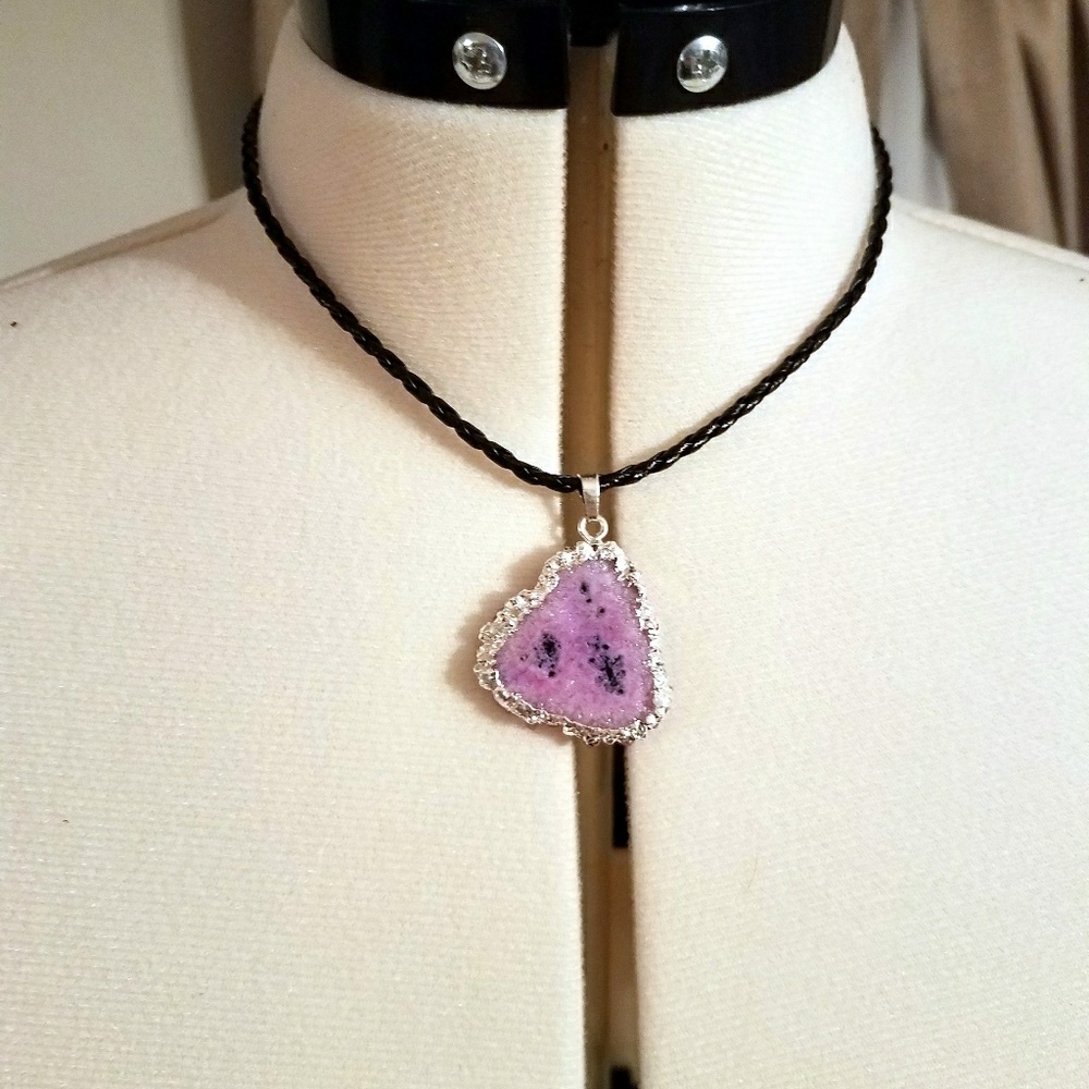 Purple crystal choker necklace